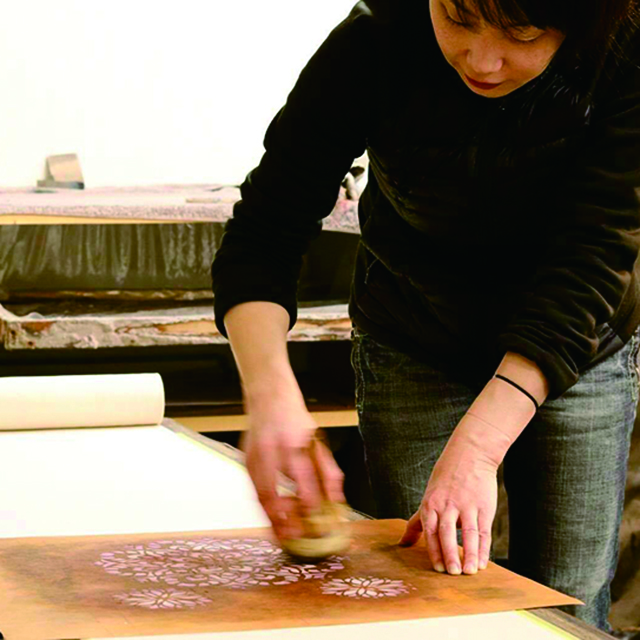 【要予約】伝統工芸士 岩下江美佳さんによるワークショップ「半衿型染」
